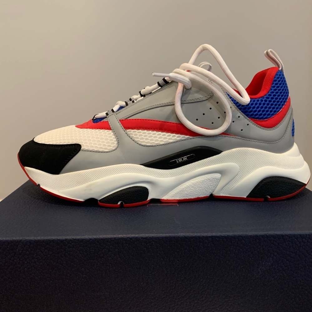 DIOR SNEAKERS
